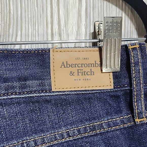 Abercrombie & Fitch Raw Hem Denim Jean Shorts Womens Size 6 Waist 28 - Picture 3 of 9